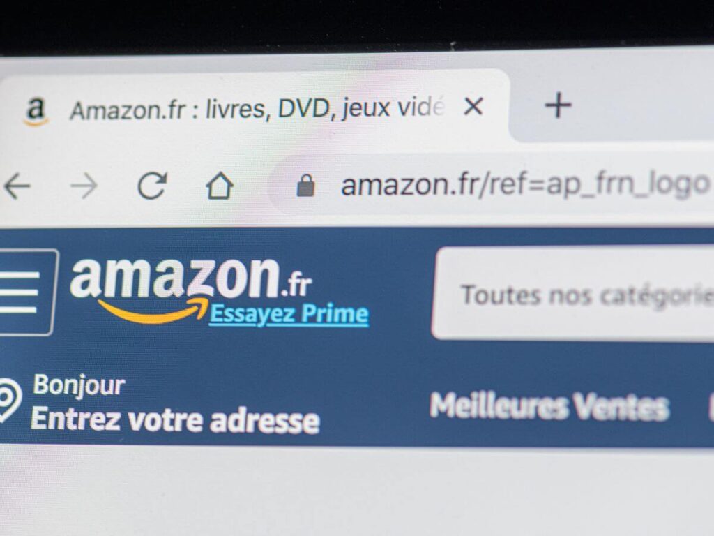 A screenshot of the Amazon France website answering the question is there Amazon in France