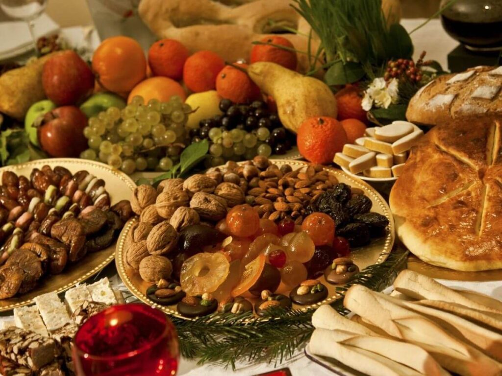 A table showing the 13 desserts of Provence at Christmas